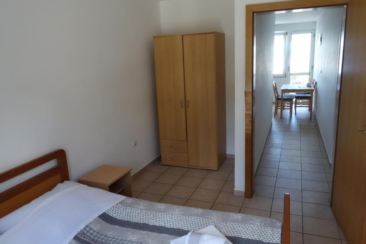 Apartments Obradovic Dramalj Exterior photo